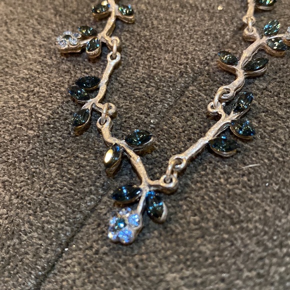 Yoni Z Necklace - Picture 2 of 4